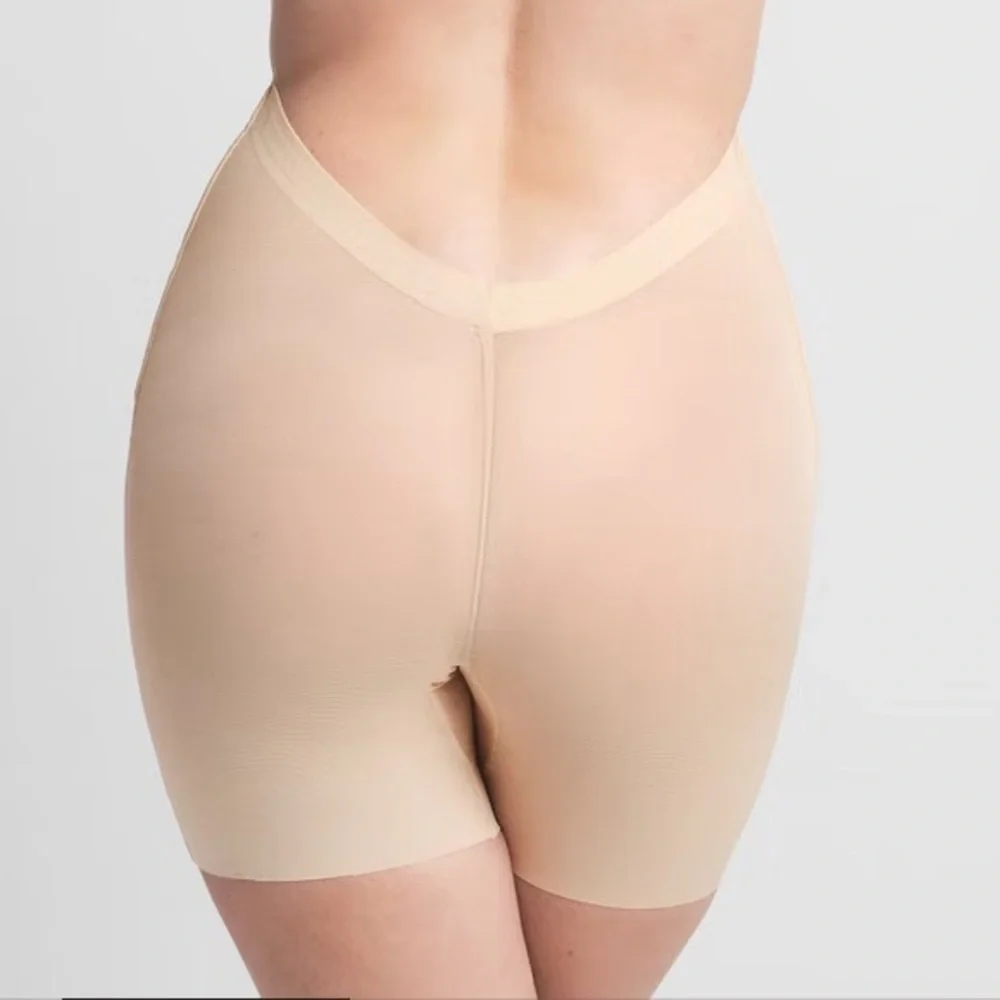Skims Sheer Sculpt Barely There Low Back Shorts in sand nude sz 3X